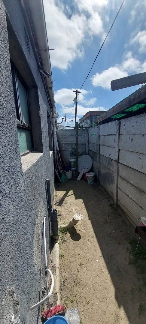 2 Bedroom Property for Sale in Clairewood Western Cape